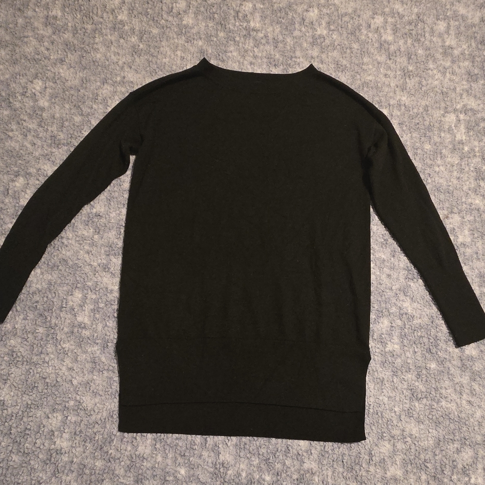 LOFT Black Crewneck Sweater - Women's Lightweight Knit